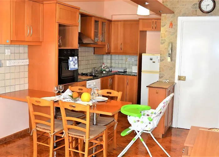 Lira Апартаменты Ларнака